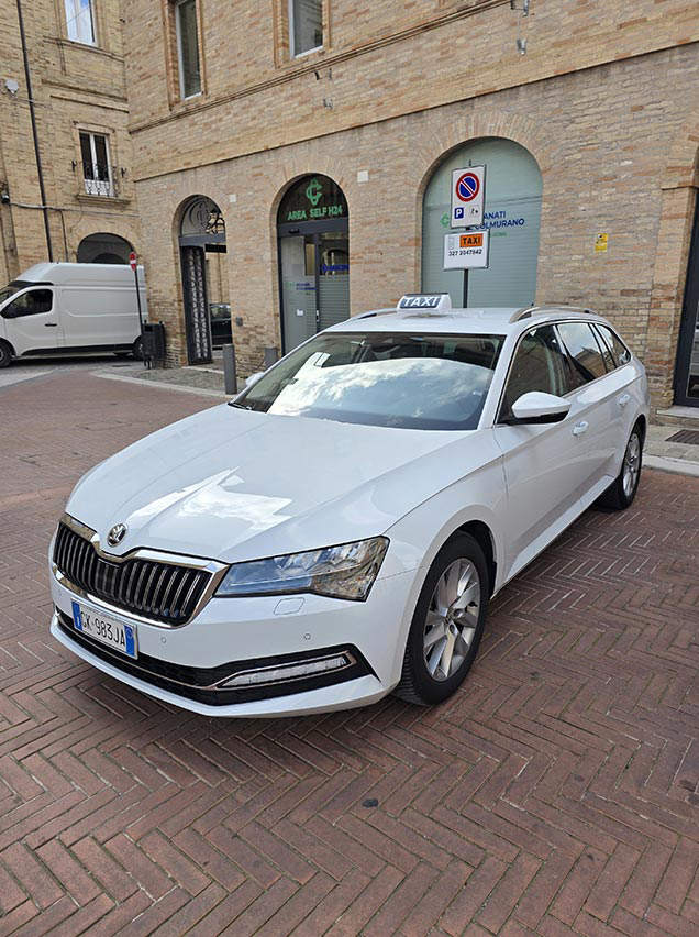 Servizio taxi Porto Recanati